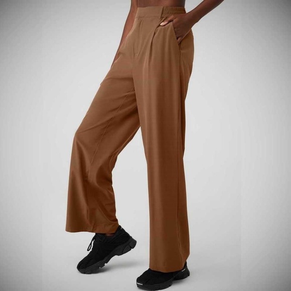 ALO Yoga Pants - Alo Yoga High-Waist Pursuit Trouser